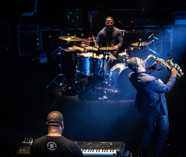 Kenny Garrett, Robert Glasper & Karriem Riggins (August Greene)